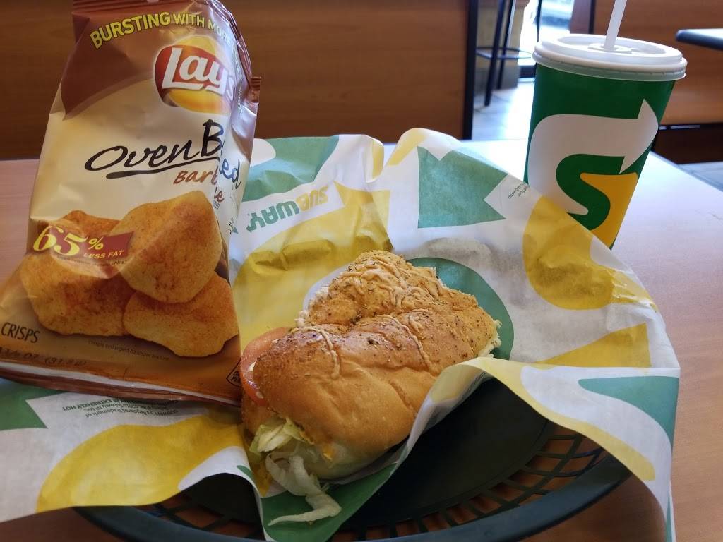 Subway | restaurant | 36158 US-27, Haines City, FL 33844, USA | 8634220486 OR +1 863-422-0486