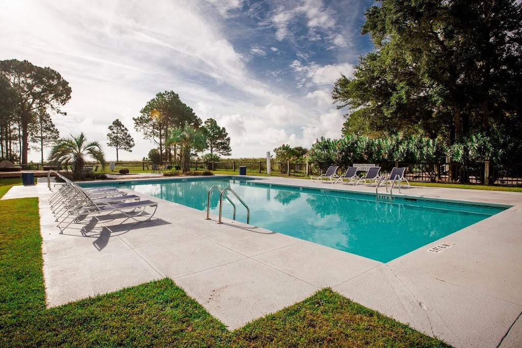 Bloody Point Golf Club & Resort | restaurant | 56 Fuskie Ln, Daufuskie Island, SC 29915, USA | 8433413030 OR +1 843-341-3030