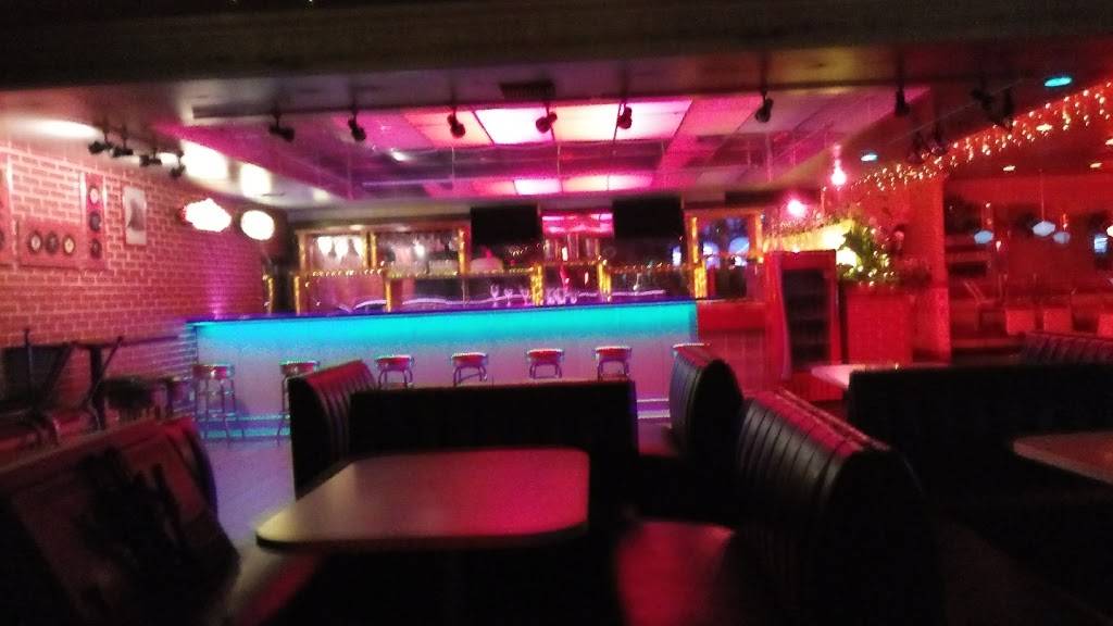 Red Star Restaurant & Hookah Bar | restaurant | 4561 W Irlo Bronson Memorial Hwy, Kissimmee, FL 34746, USA | 4075076694 OR +1 407-507-6694