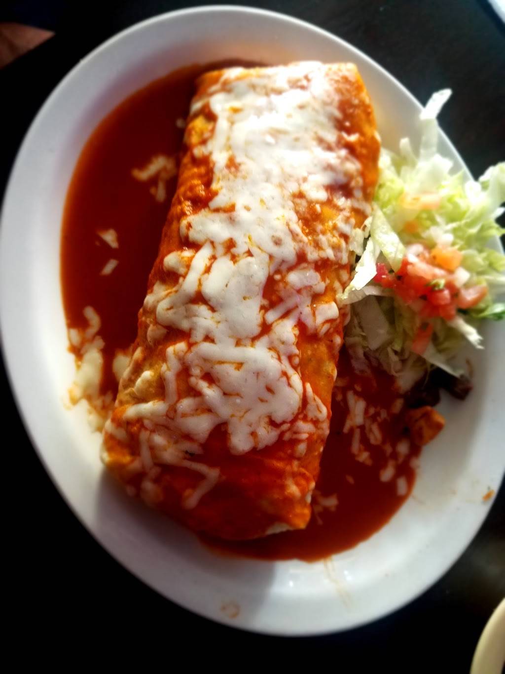Pocos Mexican Restaurant | restaurant | 20917 Sherman Way, Canoga Park, CA 91303, USA | 8183406546 OR +1 818-340-6546