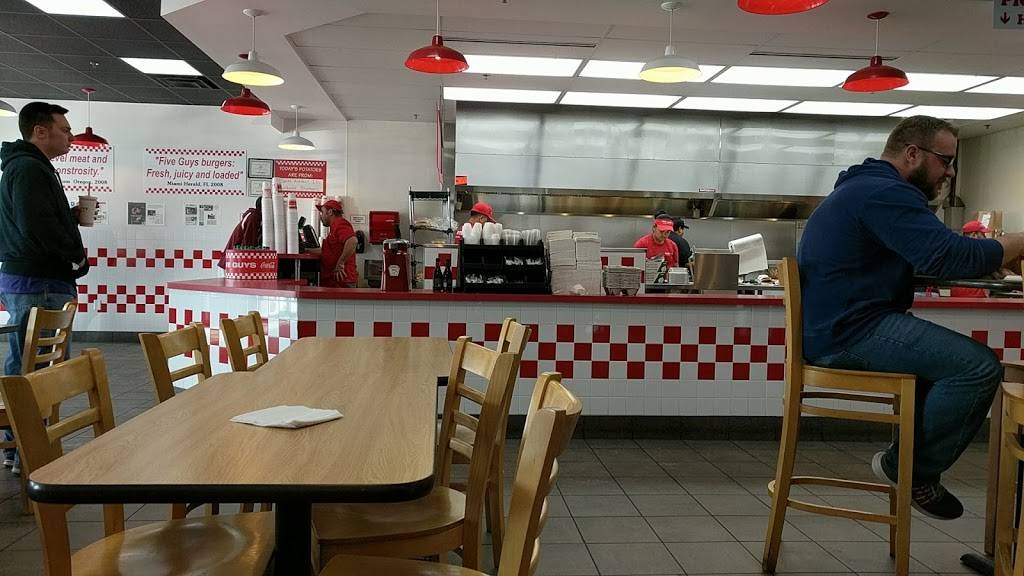 Five Guys | meal takeaway | 549 Ritchie Hwy, Severna Park, MD 21146, USA | 4106471322 OR +1 410-647-1322