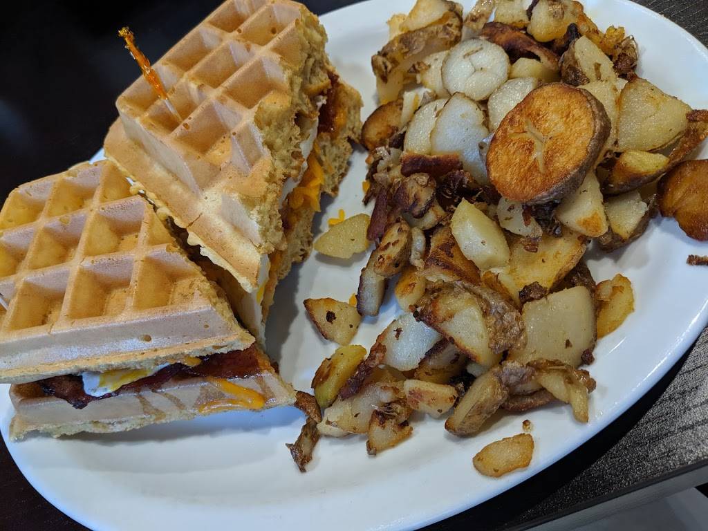 Stacked Pancake & Breakfast House Wasaga Beach | restaurant | 1890 Mosley St #5, Wasaga Beach, ON L9Z 1Z4, Canada | 7054295555 OR +1 705-429-5555