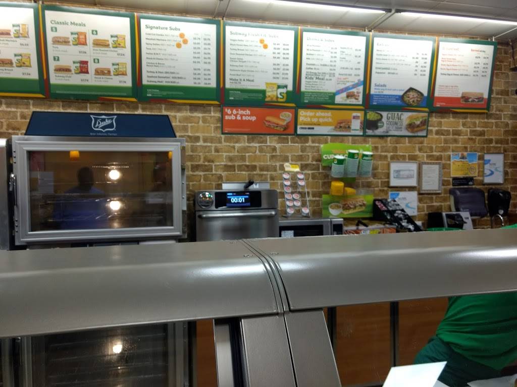 Subway Restaurants | restaurant | 1250-A Garth Rd, Baytown, TX 77520, USA | 2814205921 OR +1 281-420-5921