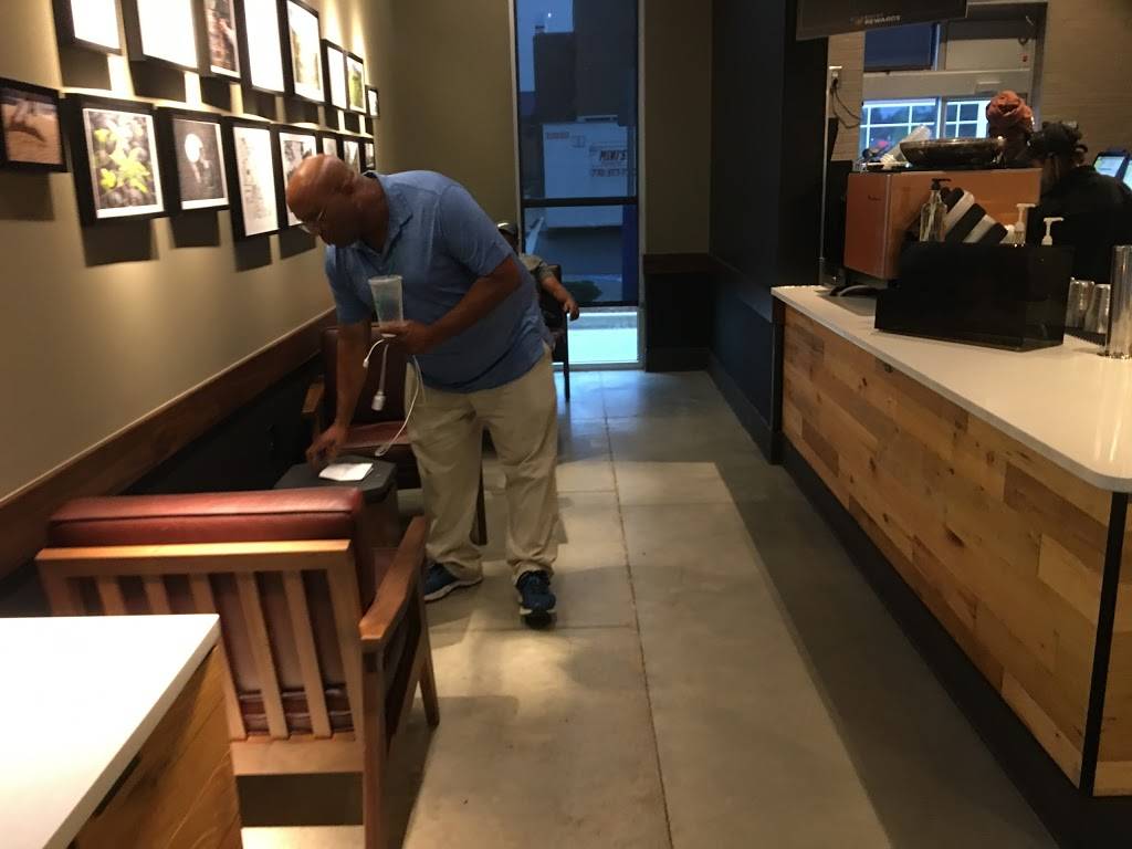 Starbucks | cafe | 4070 Lavista Rd, Tucker, GA 30084, USA | 7702700611 OR +1 770-270-0611
