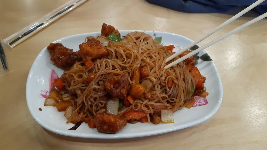 Thai Express | restaurant | 880 Rue Principale, Granby, QC J2G 2Z3, Canada | 4503789133 OR +1 450-378-9133