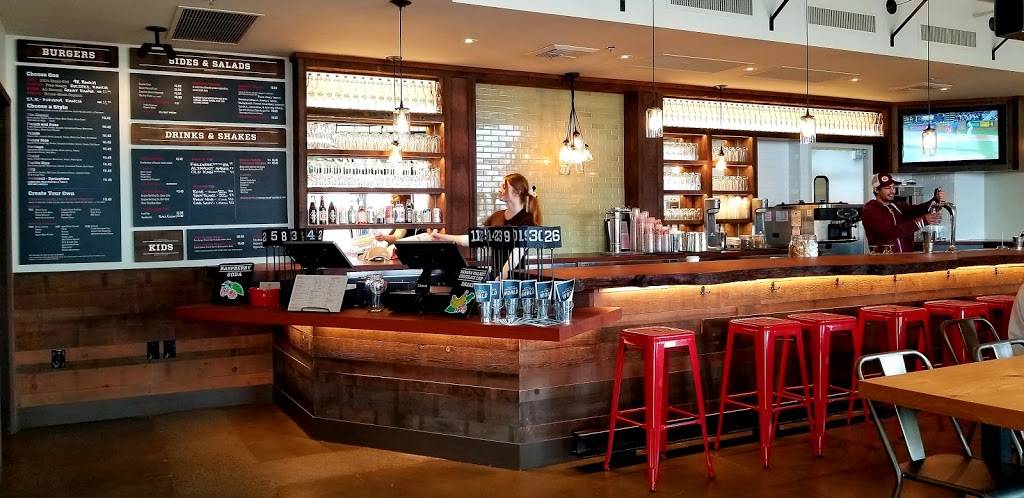 Roam Artisan Burgers | restaurant | 1951 Telegraph Ave #2, Oakland, CA 94612, USA | 5109221583 OR +1 510-922-1583