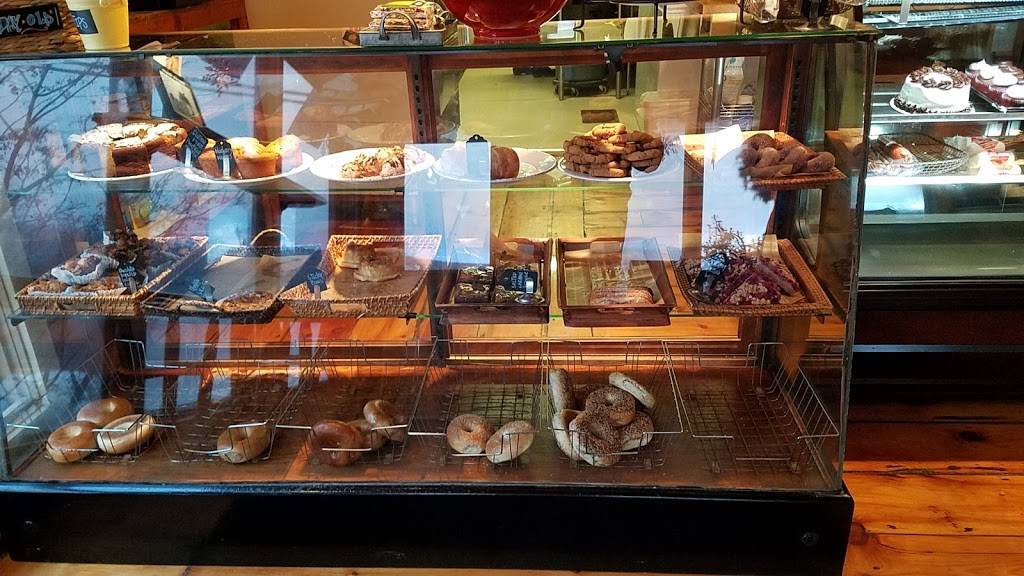 Sunup Bakery | bakery | 2250 Killington Rd, Killington, VT 05751, USA | 8024223865 OR +1 802-422-3865