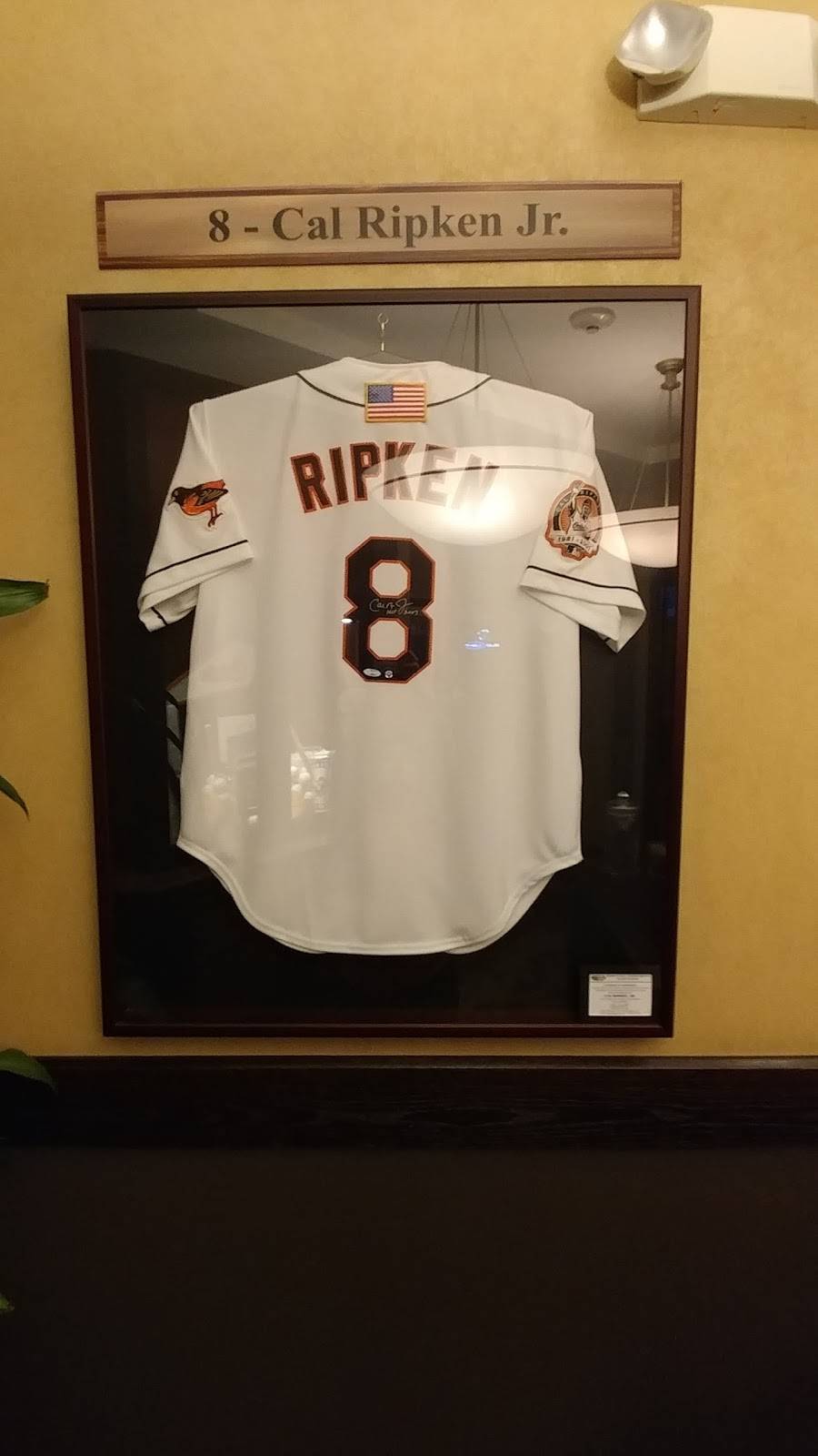 Orioles Grill | restaurant | 300 S Charles St, Baltimore, MD 21201, USA | 4109628300 OR +1 410-962-8300