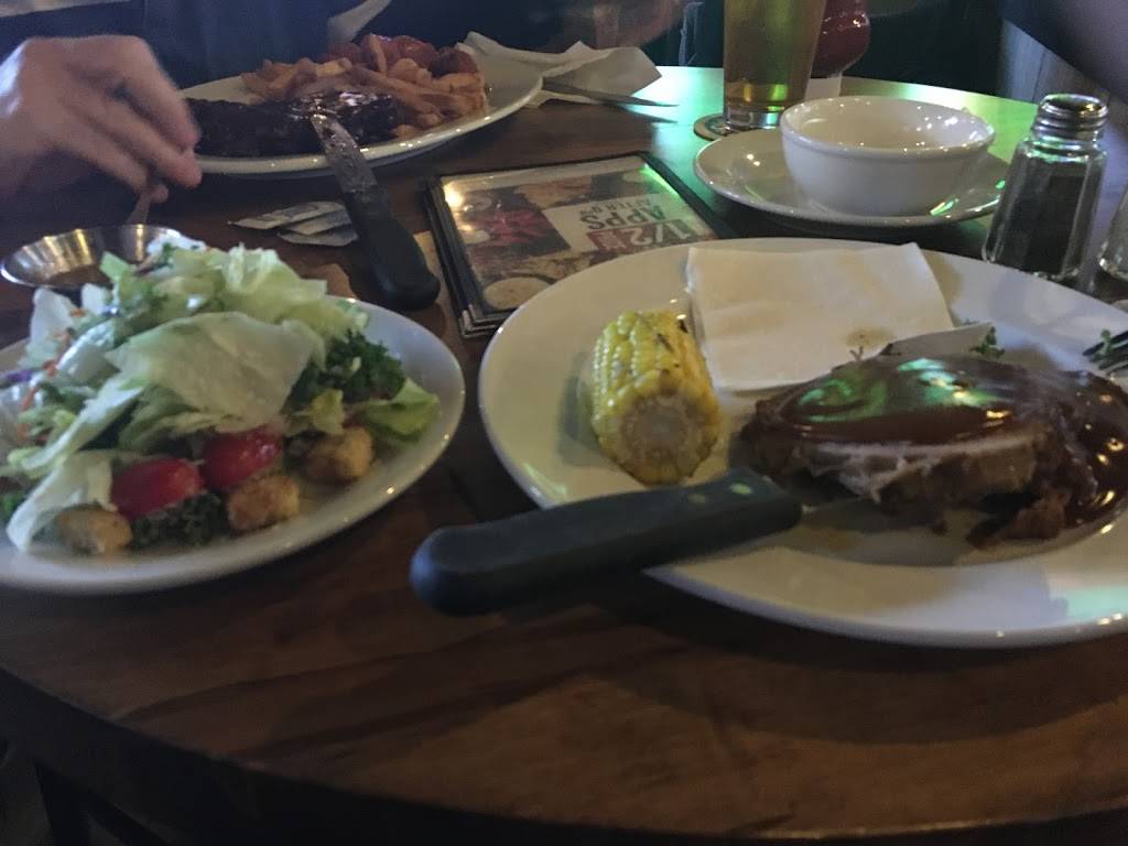 Chucks Roadhouse Bar & Grill | restaurant | 707 River Rd W Unit #5, Wasaga Beach, ON L9Z 1N7, Canada | 7054290007 OR +1 705-429-0007