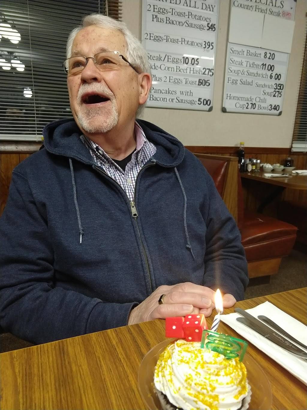 Ted & Maries Colonial Inn | restaurant | 6416 Stadium Dr, Oshtemo, MI 49077, USA | 2693751057 OR +1 269-375-1057