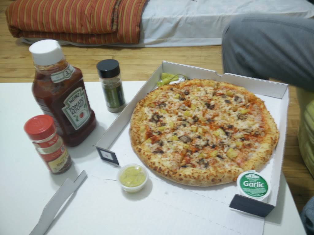 Papa Johns Pizza | restaurant | 1151 W Taylor St, Chicago, IL 60607, USA | 3127337272 OR +1 312-733-7272