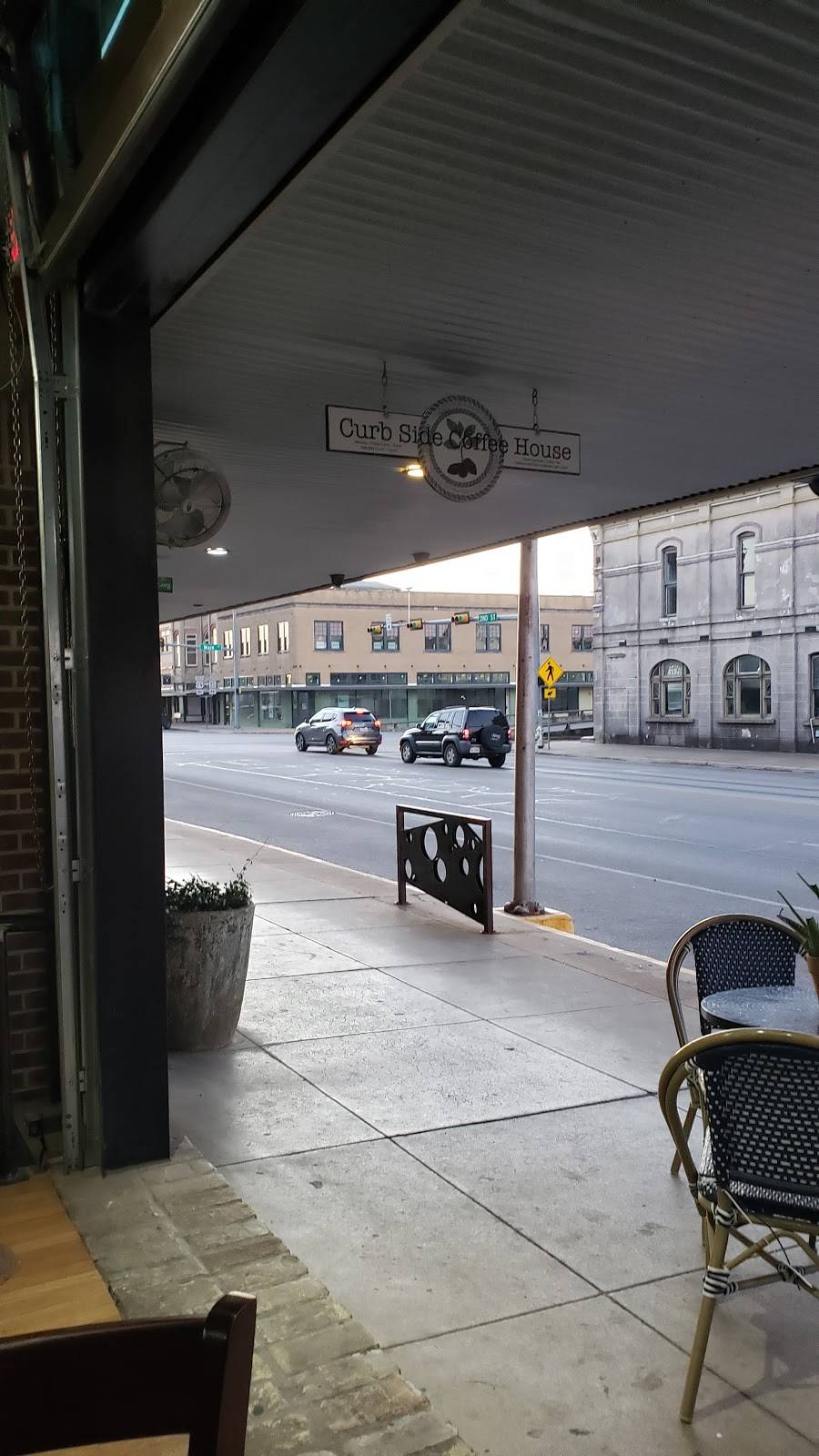 Curb Side Coffee House (Now Good Strangers) | cafe | 114 W 2nd St, Taylor, TX 76574, USA | 5125955656 OR +1 512-595-5656