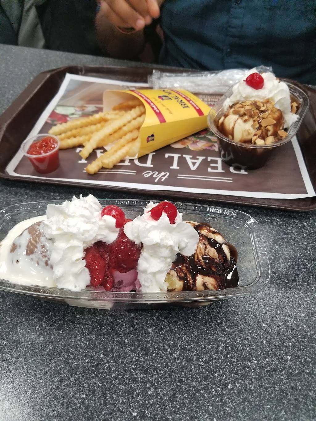 Braums Ice Cream & Burger Restaurant | restaurant | 1260 W Campbell Rd, Richardson, TX 75080, USA | 9722314791 OR +1 972-231-4791