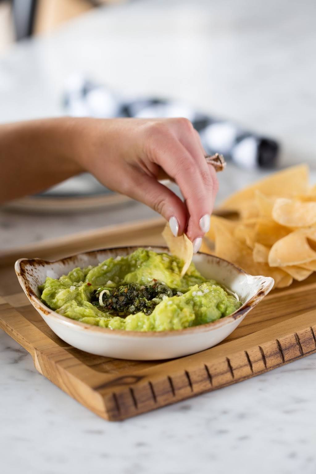 Elm Street Cask & Kitchen | restaurant | 1525 Elm St, Dallas, TX 75201, USA | 9722321728 OR +1 972-232-1728