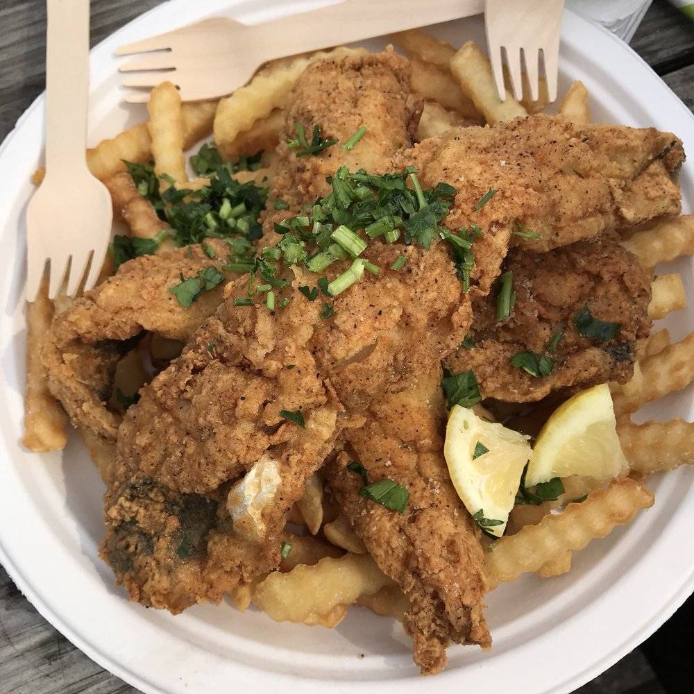 Handsome Hanks | restaurant | 1904 Surf Ave, Brooklyn, NY 11224, USA | 6465042187 OR +1 646-504-2187