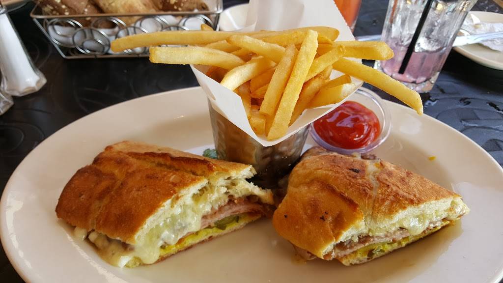 The Cheesecake Factory | restaurant | 304 Orland Square Dr, Orland Park, IL 60462, USA | 7088733747 OR +1 708-873-3747