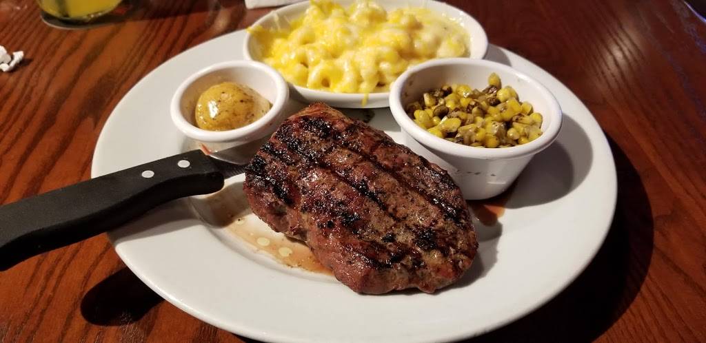 Smokey Bones Bar & Fire Grill | restaurant | 9484 Civic Center Drive, West Chester Township, OH 45069, USA | 5137775360 OR +1 513-777-5360