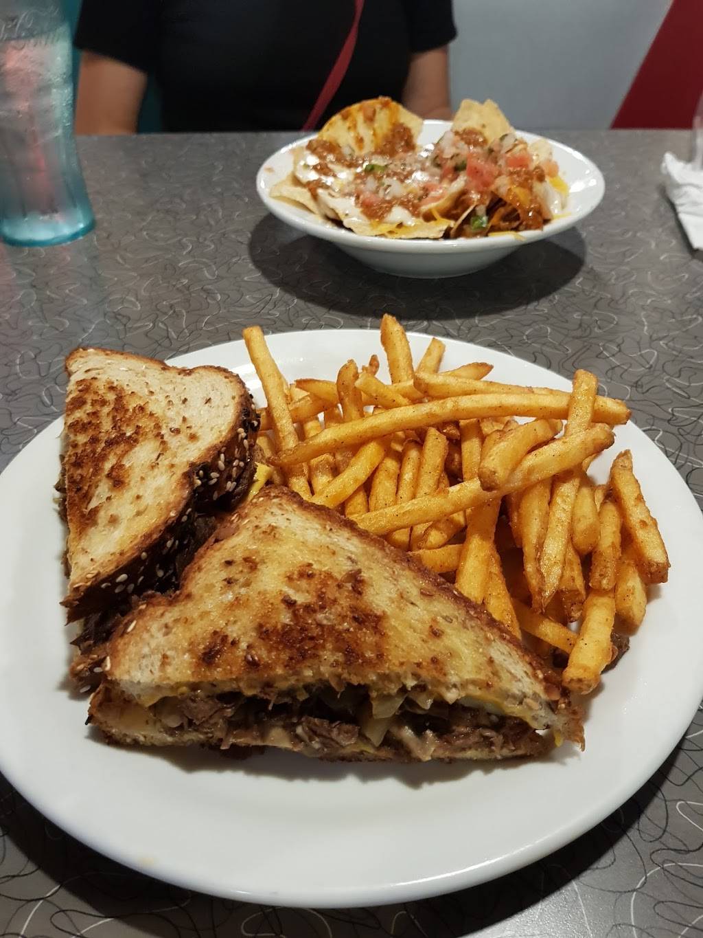 Dennys | restaurant | 1601 N Interstate Hwy 35, Austin, TX 78702, USA | 5124998700 OR +1 512-499-8700