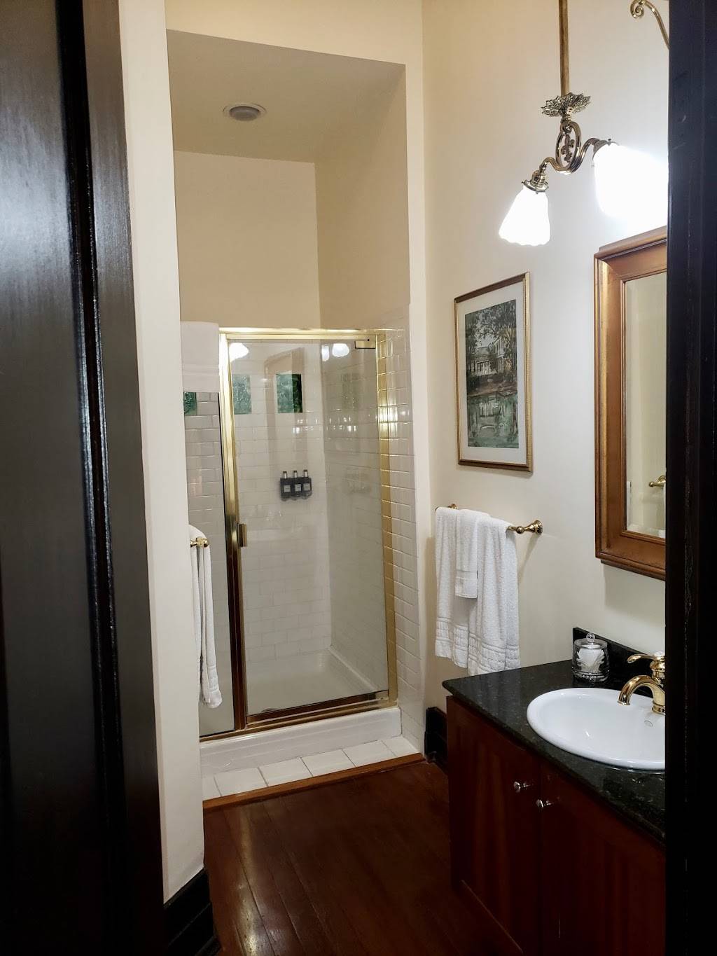 Canal Street Inn | night club | 3620 Canal St, New Orleans, LA 70119, USA | 5044833033 OR +1 504-483-3033