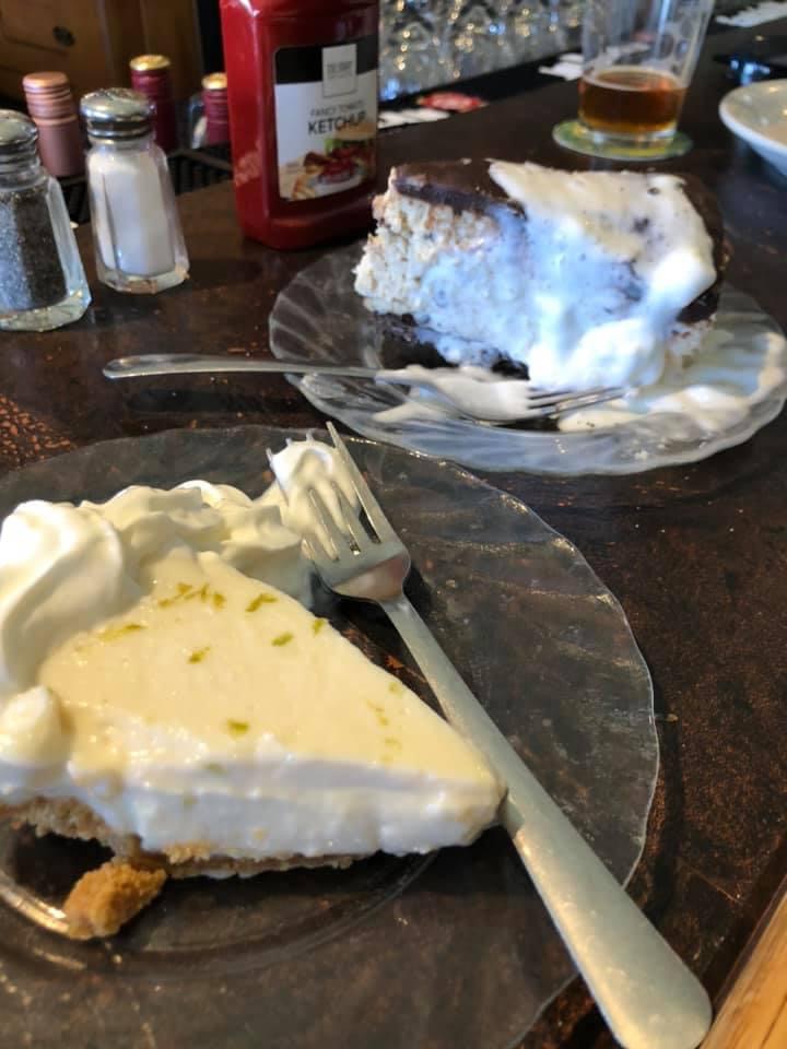 Pliers Full Circle Pub & Restaurant | restaurant | 3704 Highland Dr, Port Washington, WI 53074, USA | 2622615050 OR +1 262-261-5050