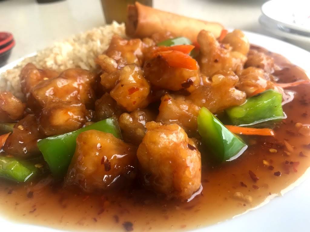 Bucks of Asia | restaurant | 2141 N College Ave, Fayetteville, AR 72703, USA | 4793324355 OR +1 479-332-4355