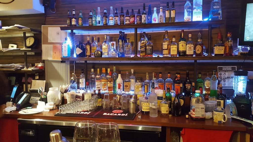 Fushia | restaurant | 44-29 9th St, Long Island City, NY 11101, USA | 7189061906 OR +1 718-906-1906