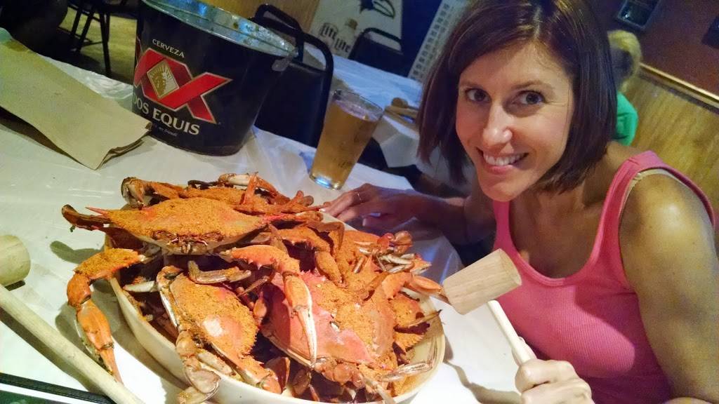 McAvoys | restaurant | 2531 Putty Hill Ave, Parkville, MD 21234, USA | 4108820500 OR +1 410-882-0500