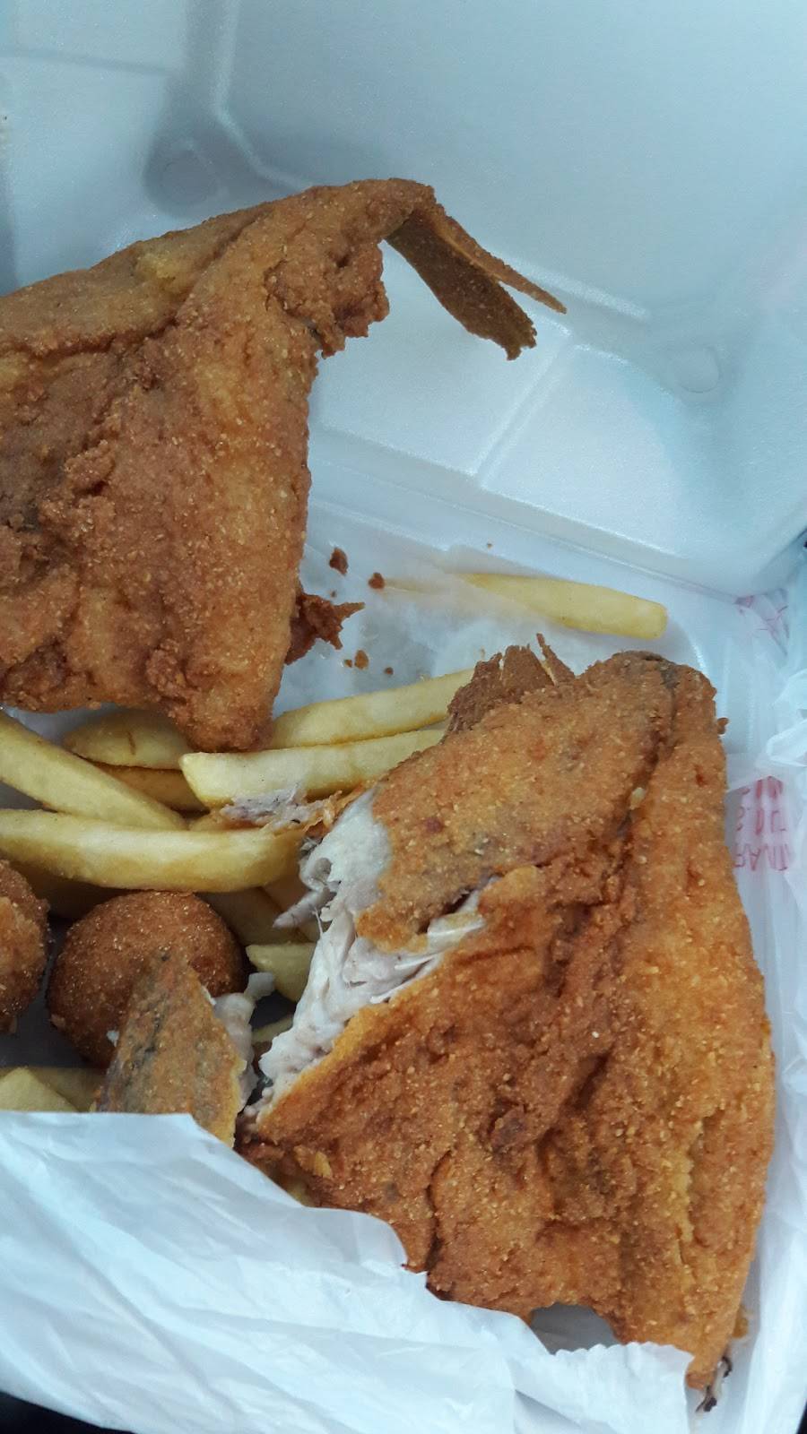 Kings Seafood Market & Restaurant | restaurant | 714 E Little Creek Rd, Norfolk, VA 23518, USA | 7575875420 OR +1 757-587-5420