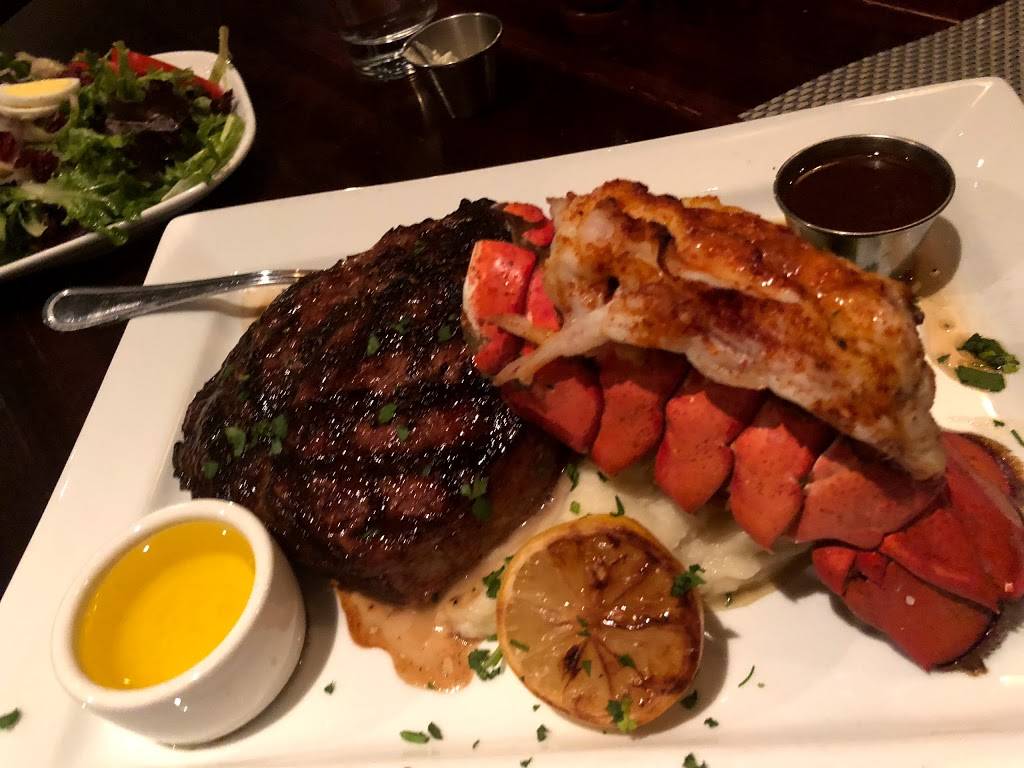 Cuts Steakhouse | restaurant | 60 Andrew Young International Blvd NE, Atlanta, GA 30303, USA | 4045253399 OR +1 404-525-3399
