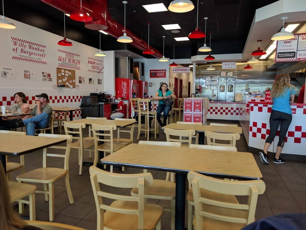 Five Guys | meal takeaway | 3850 Alpine Ave NW, Comstock Park, MI 49321, USA | 6167845445 OR +1 616-784-5445