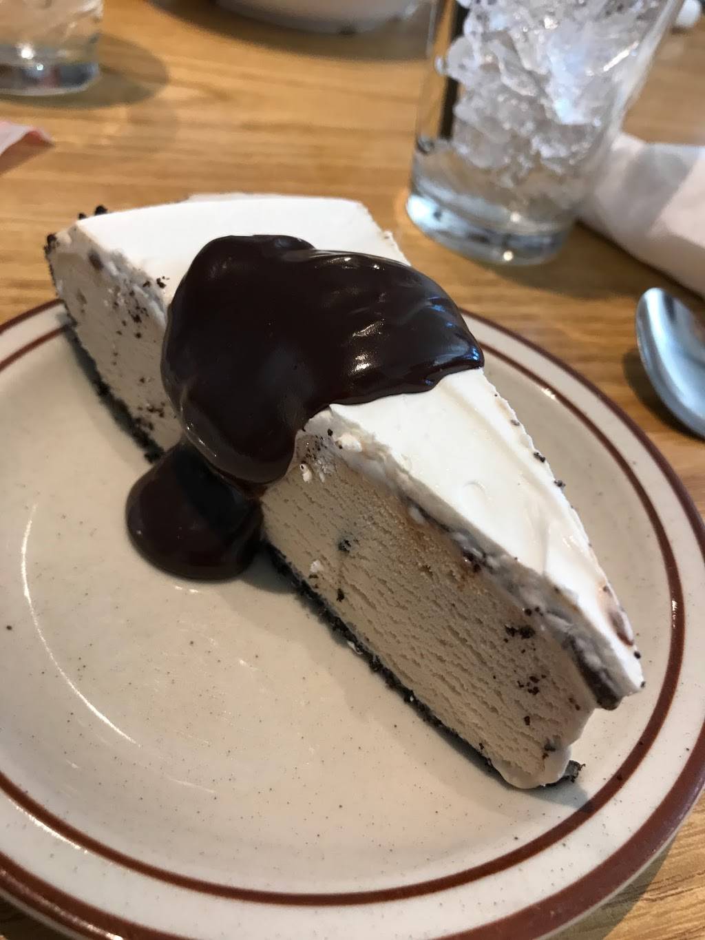 Joe Morleys BBQ | restaurant | 100 W Center St, Midvale, UT 84047, USA | 8012558928 OR +1 801-255-8928