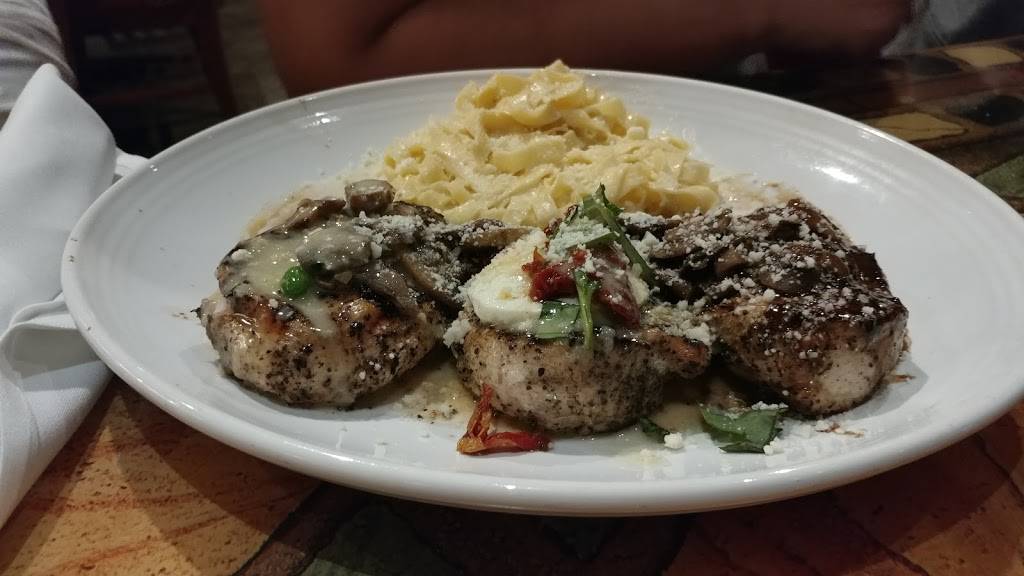 Carrabbas Italian Grill | restaurant | 955 Riverdale St, West Springfield, MA 01089, USA | 4137333960 OR +1 413-733-3960