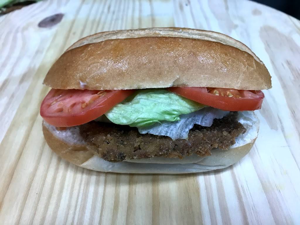 Ms. Monicas Kitchen | restaurant | 4501 Erdman Ave, Baltimore, MD 21213, USA | 4433374417 OR +1 443-337-4417