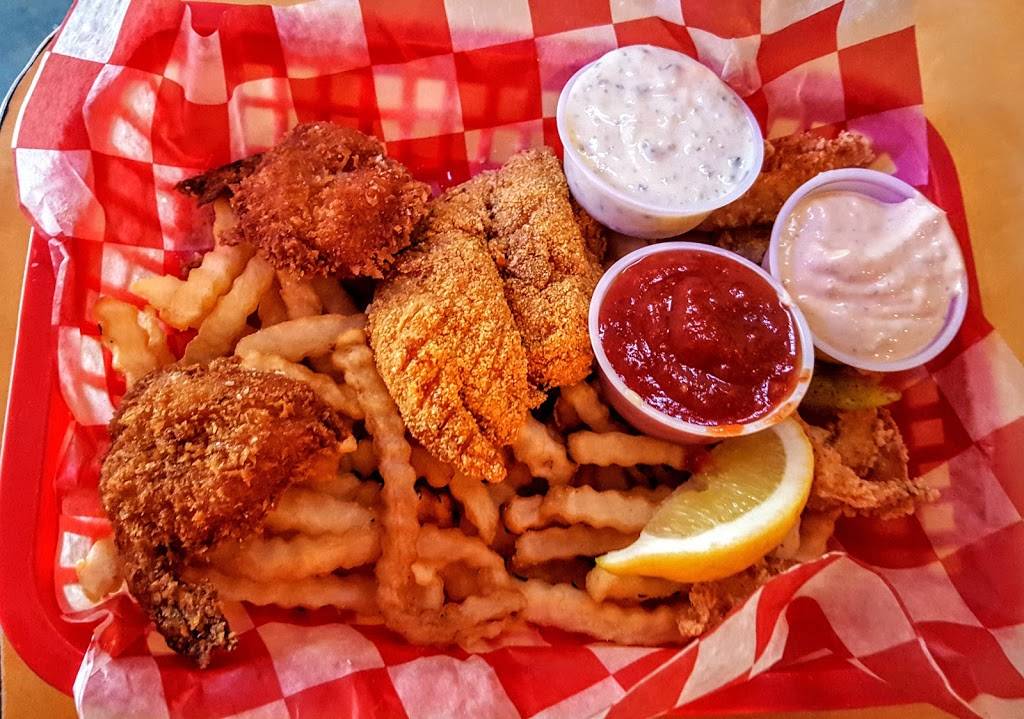 Dixie Grill | restaurant | 4111, 99-016 Kamehameha Hwy, Aiea, HI 96701, USA | 8084852722 OR +1 808-485-2722