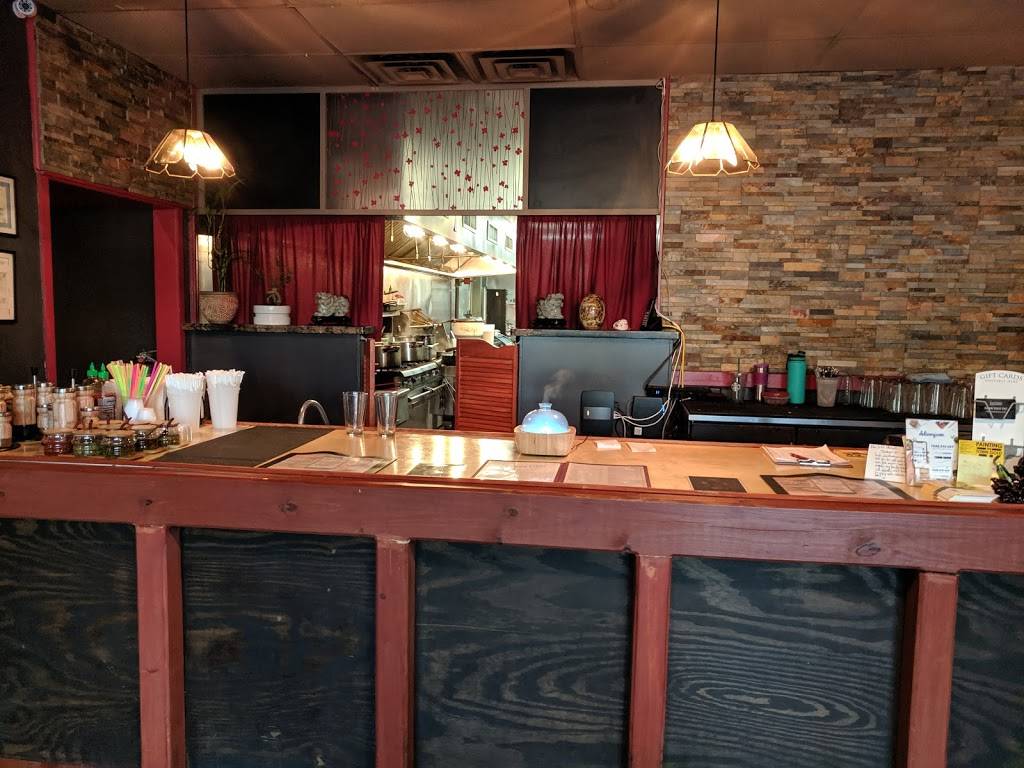 Bann Thai | restaurant | 4 Club Centre Ct, Edwardsville, IL 62025, USA | 6183075894 OR +1 618-307-5894