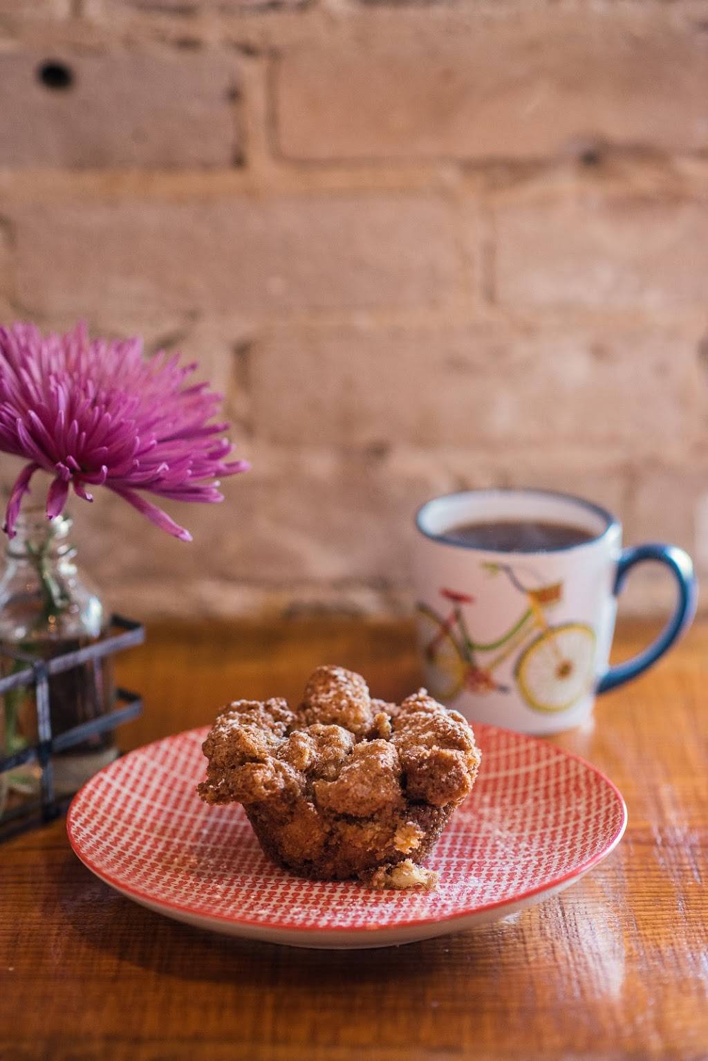 Morty and Edna’s Craft Kitchen | restaurant | 231 N Main Ave #2, Lake Placid, FL 33852, USA | 8636990600 OR +1 863-699-0600