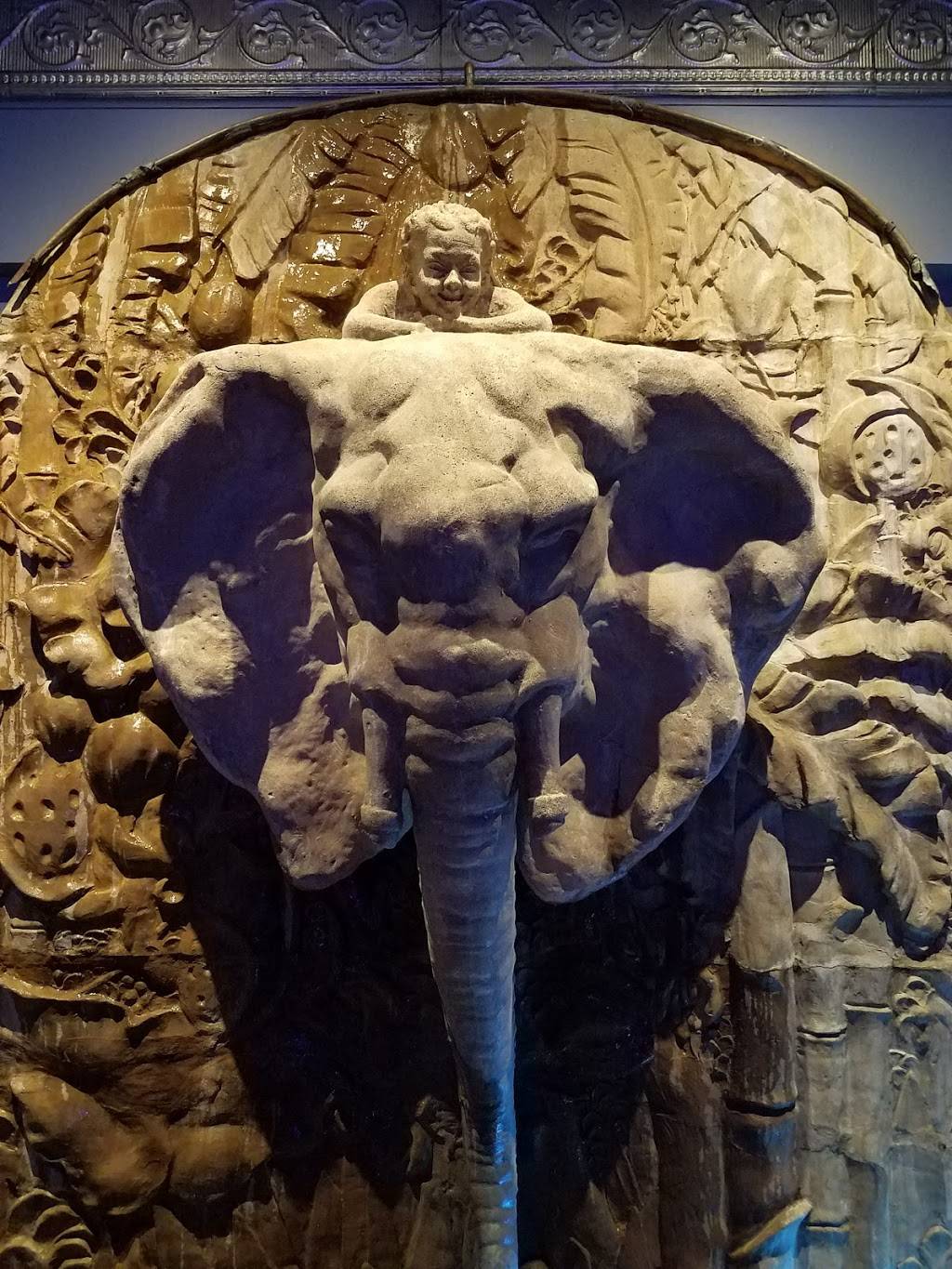 Stockyard Rock Burger Bar | restaurant | 908 W Riverside Blvd, Rockford, IL 61103, USA | 8157088663 OR +1 815-708-8663