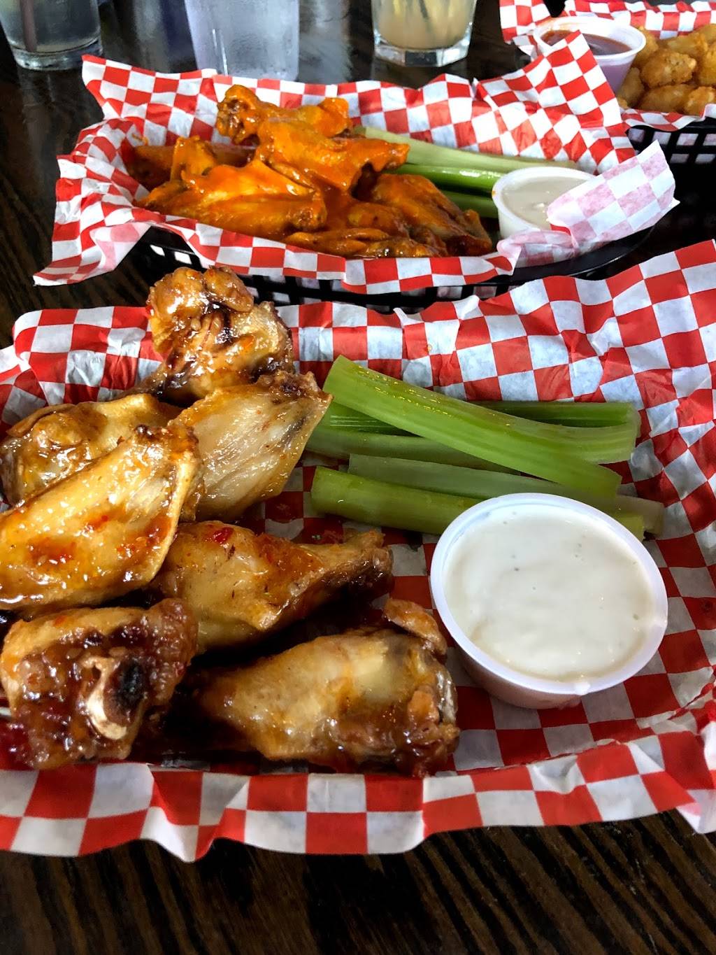 Buckleys in Belltown | restaurant | 2331 2nd Ave, Seattle, WA 98121, USA | 2065888879 OR +1 206-588-8879