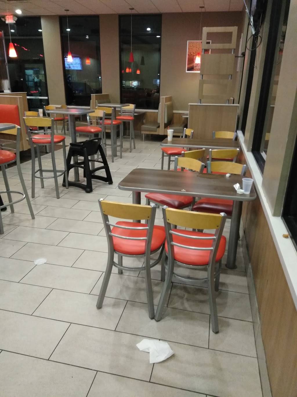 Burger King | restaurant | 1550 N Cockrell Hill Rd, Dallas, TX 75211, USA | 2144671941 OR +1 214-467-1941