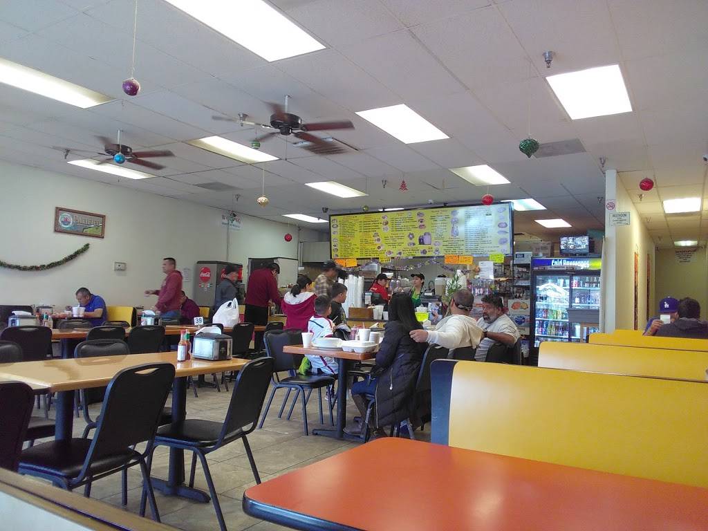 Tacos El Dorado | restaurant | 1549 White Ln, Bakersfield, CA 93307, USA | 6618316194 OR +1 661-831-6194