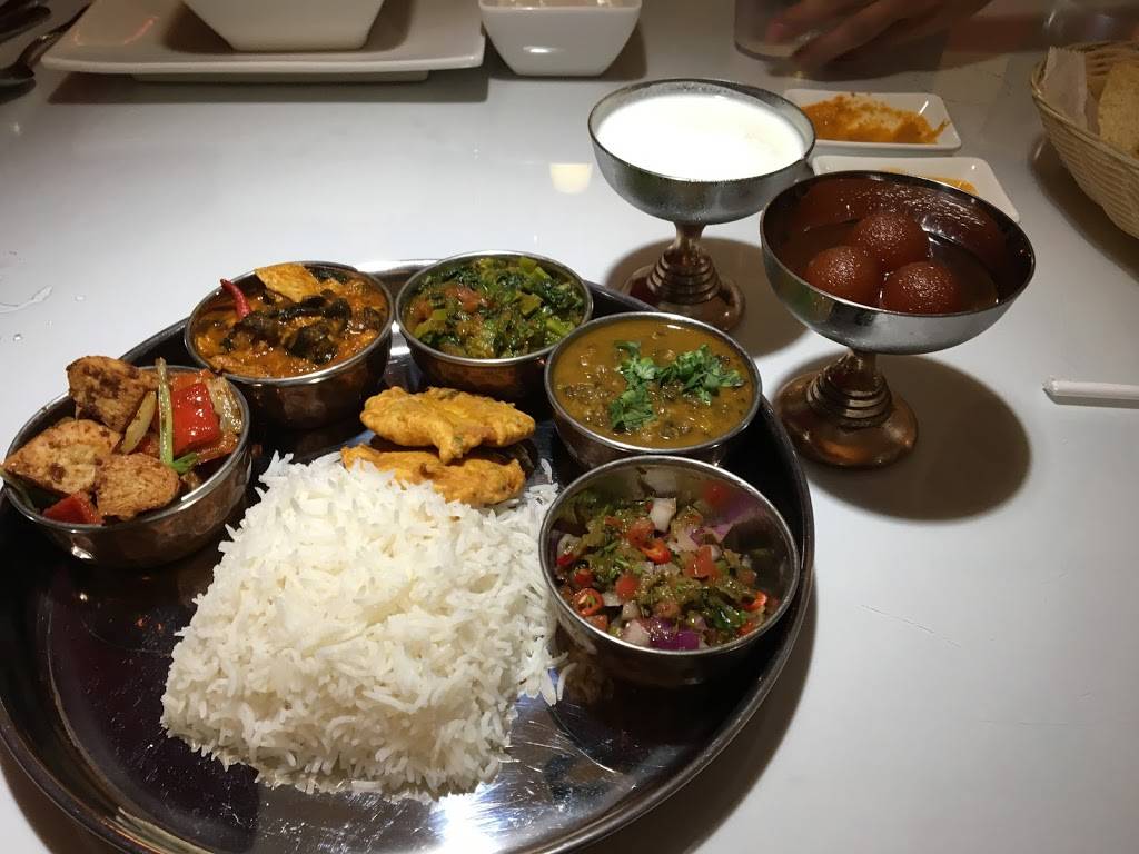 Global Kitchen | restaurant | 12 Tallmadge Cir, Tallmadge, OH 44278, USA | 3304004800 OR +1 330-400-4800