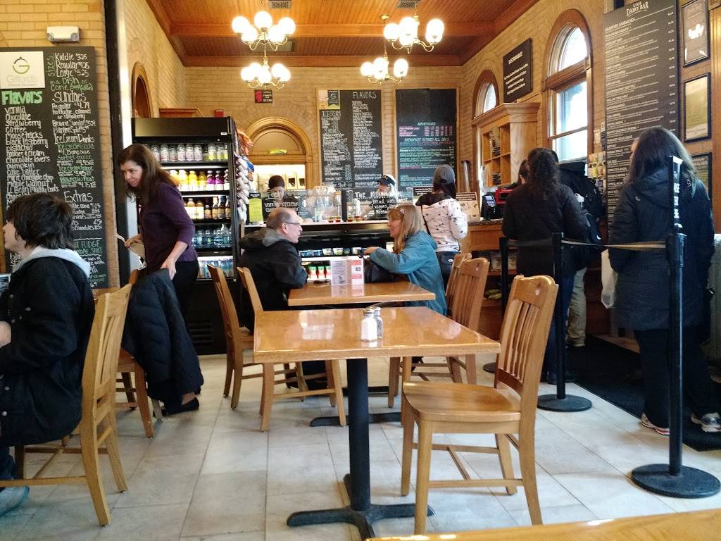 The Dairy Bar | restaurant | 3 Depot Road, Durham, NH 03824, USA | 6038621006 OR +1 603-862-1006