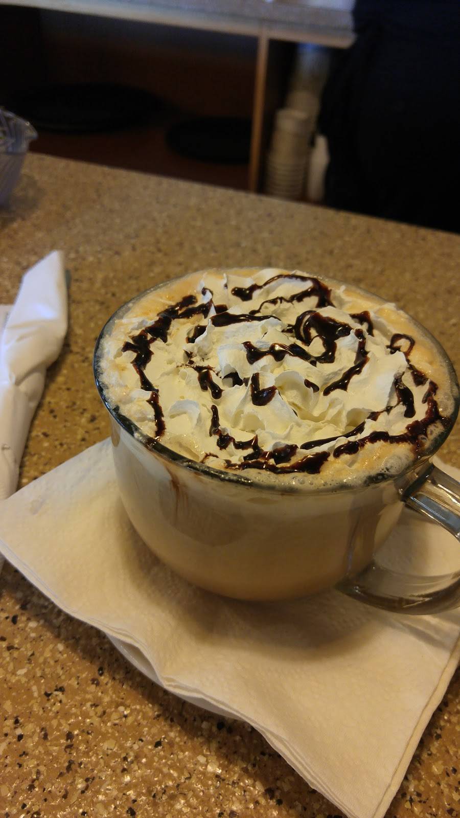 Skillets Bistro | restaurant | 2040 45th St, Highland, IN 46322, USA | 2192934017 OR +1 219-293-4017