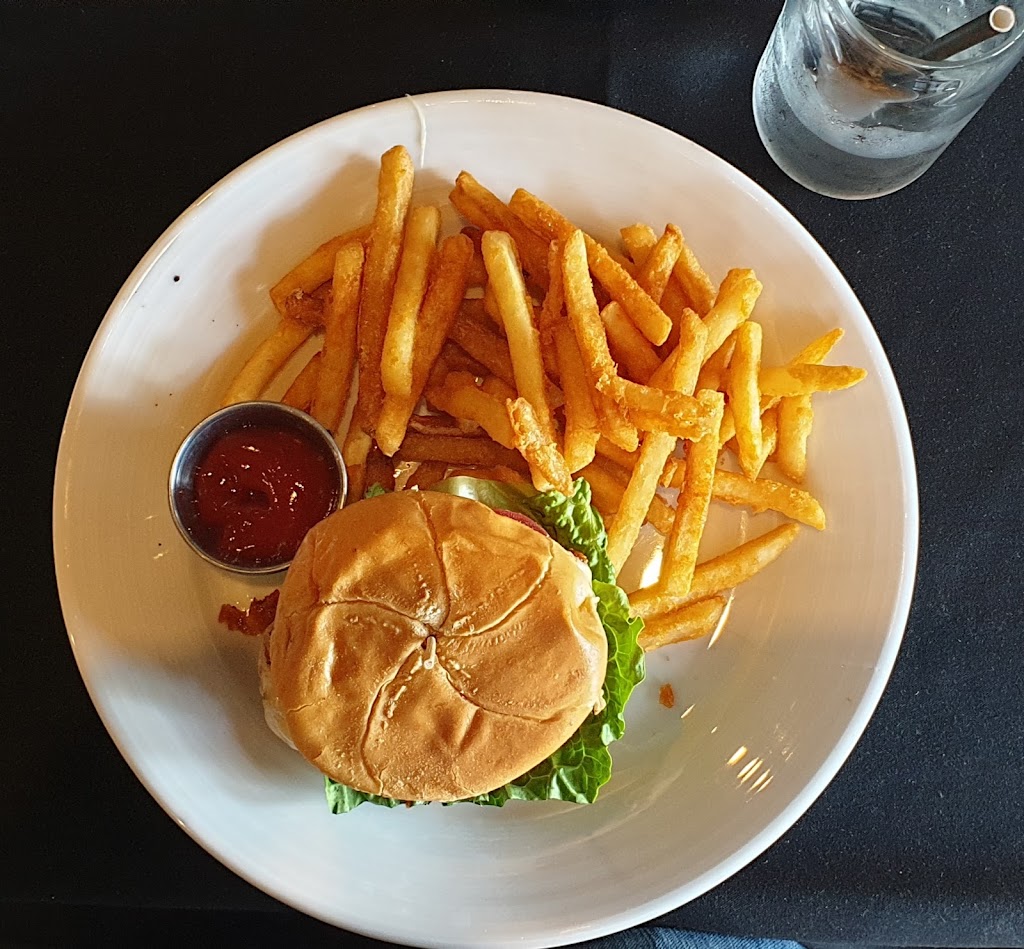 Mugsys On Main | restaurant | 901 E New Haven Ave, Melbourne, FL 32901, USA | 3214994195 OR +1 321-499-4195