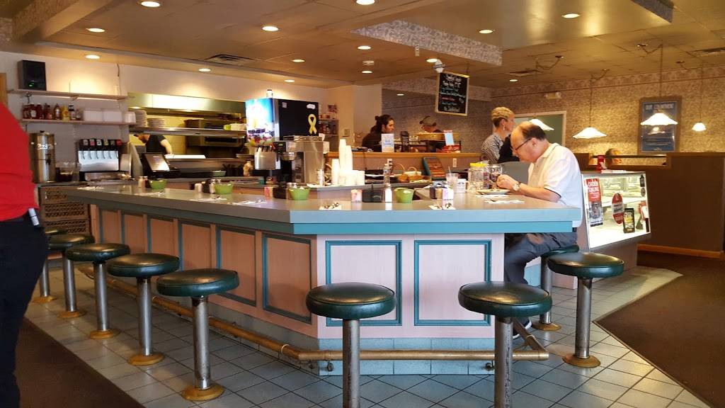 Michaels AM | restaurant | 1562 Akron Peninsula Rd # 120, Akron, OH 44313, USA | 3309293447 OR +1 330-929-3447