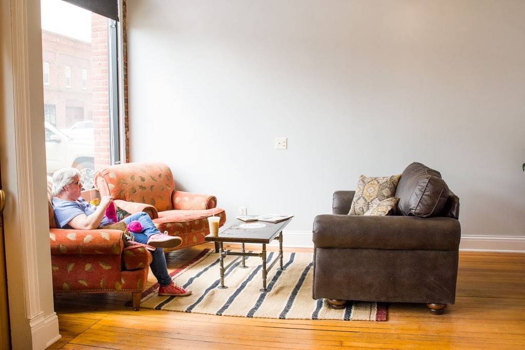 CannonBelles Coffee & Ice Cream | cafe | 402 Mill St W, Cannon Falls, MN 55009, USA | 5077571155 OR +1 507-757-1155