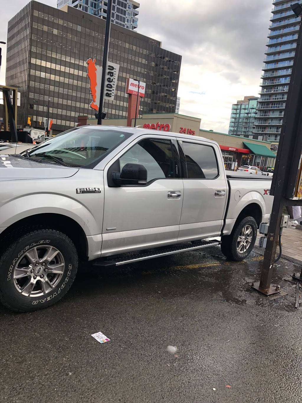 TGv istanbul jean talon | restaurant | 4745 Rue Jean-Talon, Saint-Léonard, QC H1S 1K4, Canada | 4383873990 OR +1 438-387-3990