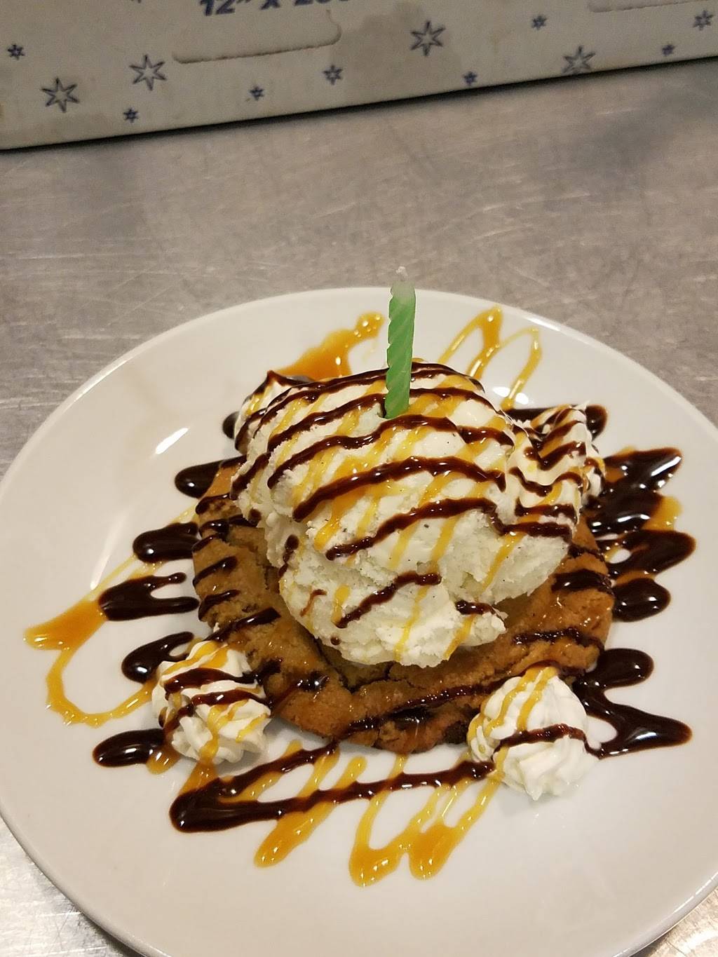 Lost Dog Cafe - Dunn Loring | restaurant | 2729 Merrilee Dr, Fairfax, VA 22031, USA | 7032059001 OR +1 703-205-9001