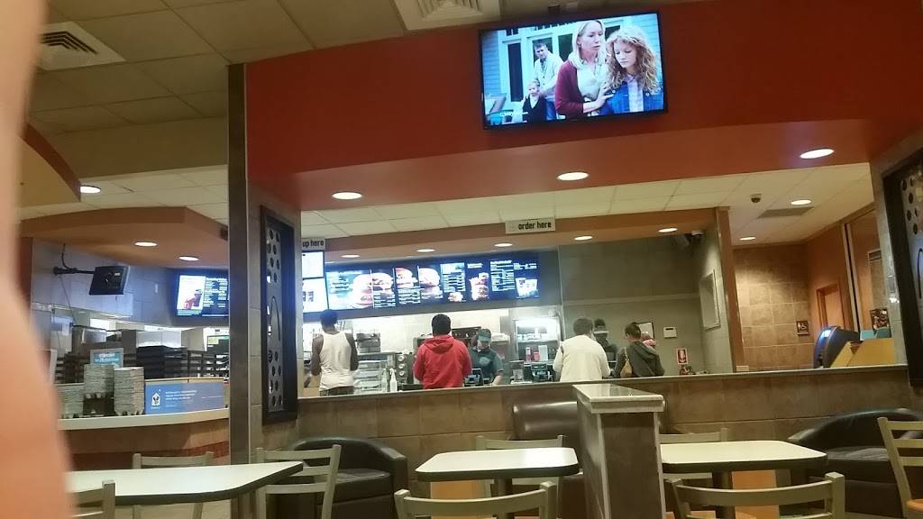 McDonalds | cafe | 20817 Dupont Blvd, Georgetown, DE 19947, USA | 3028566101 OR +1 302-856-6101