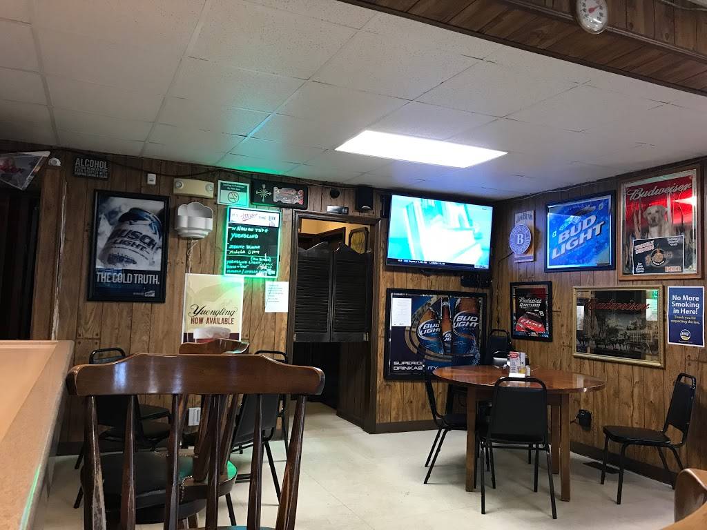 Mac-A-Doos & Out of Bounds | restaurant | 1163 Wernsing Rd, Jasper, IN 47546, USA | 8126347030 OR +1 812-634-7030